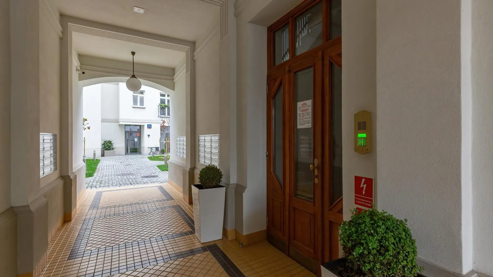 Apartments Warsaw Targowa By Noclegi Renters Poland